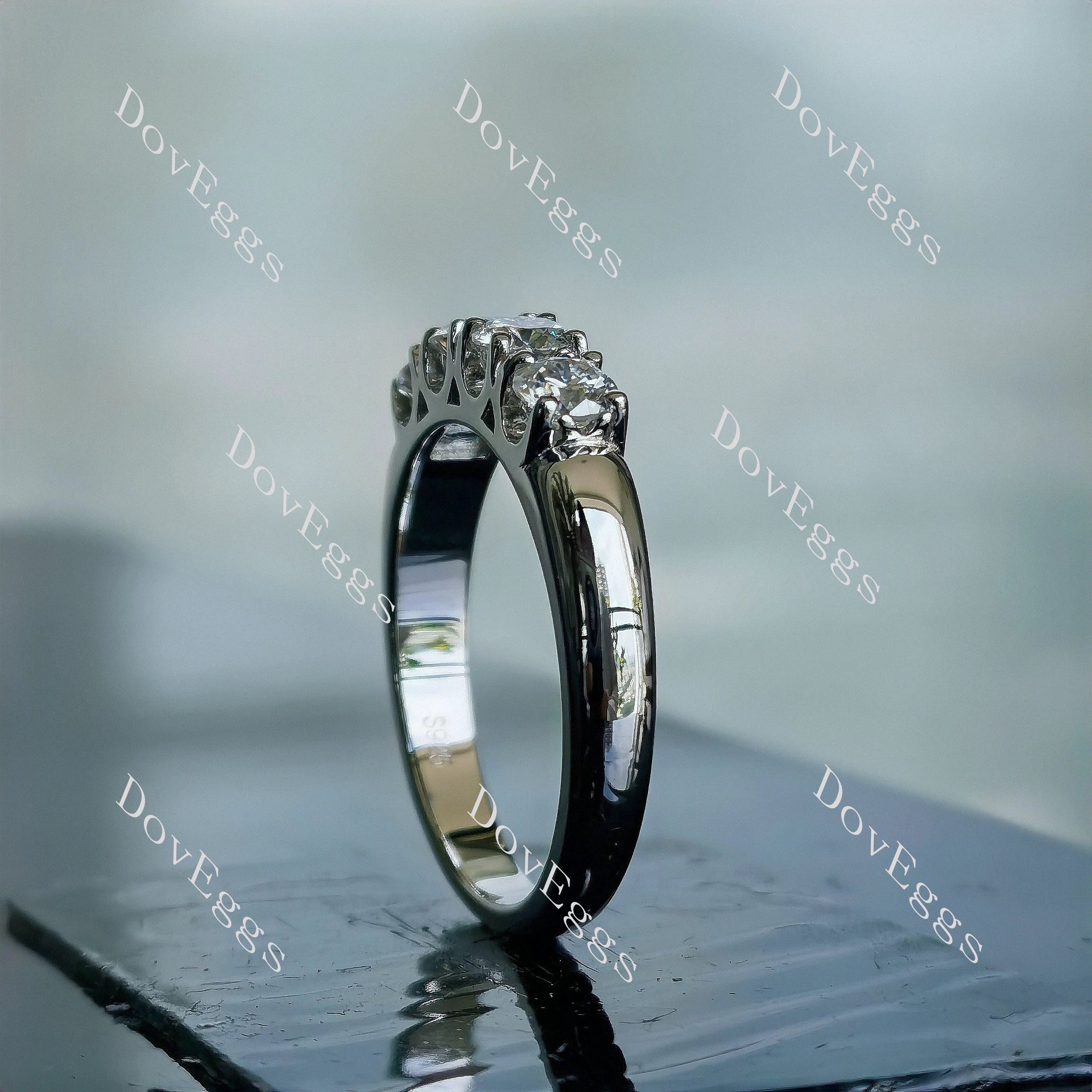 Doveggs round four stones pave moissanite/lab grown diamond wedding band-2.9mm band width