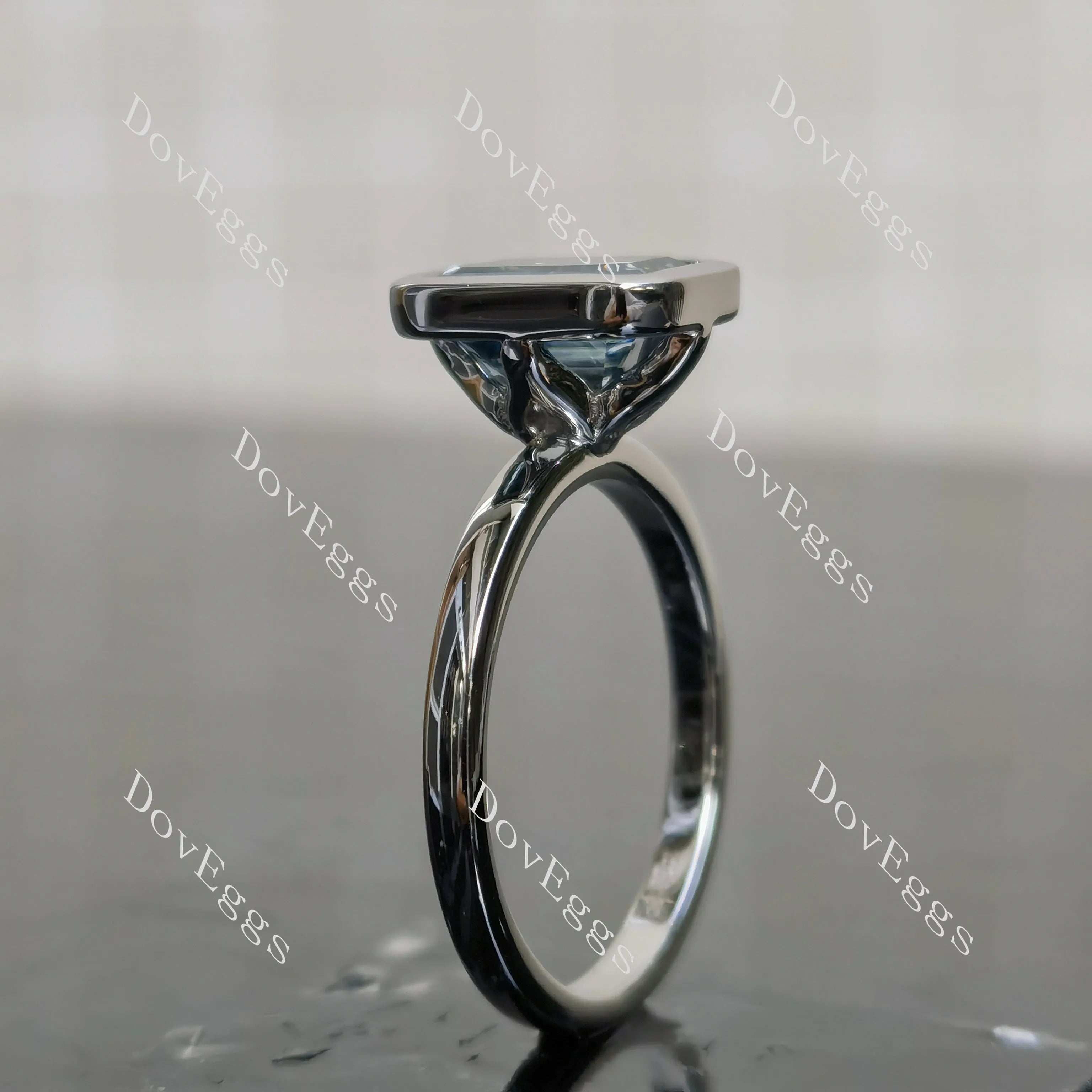 (size 7.5) Doveggs sterling silver pave emerald/princess moissanite ring
