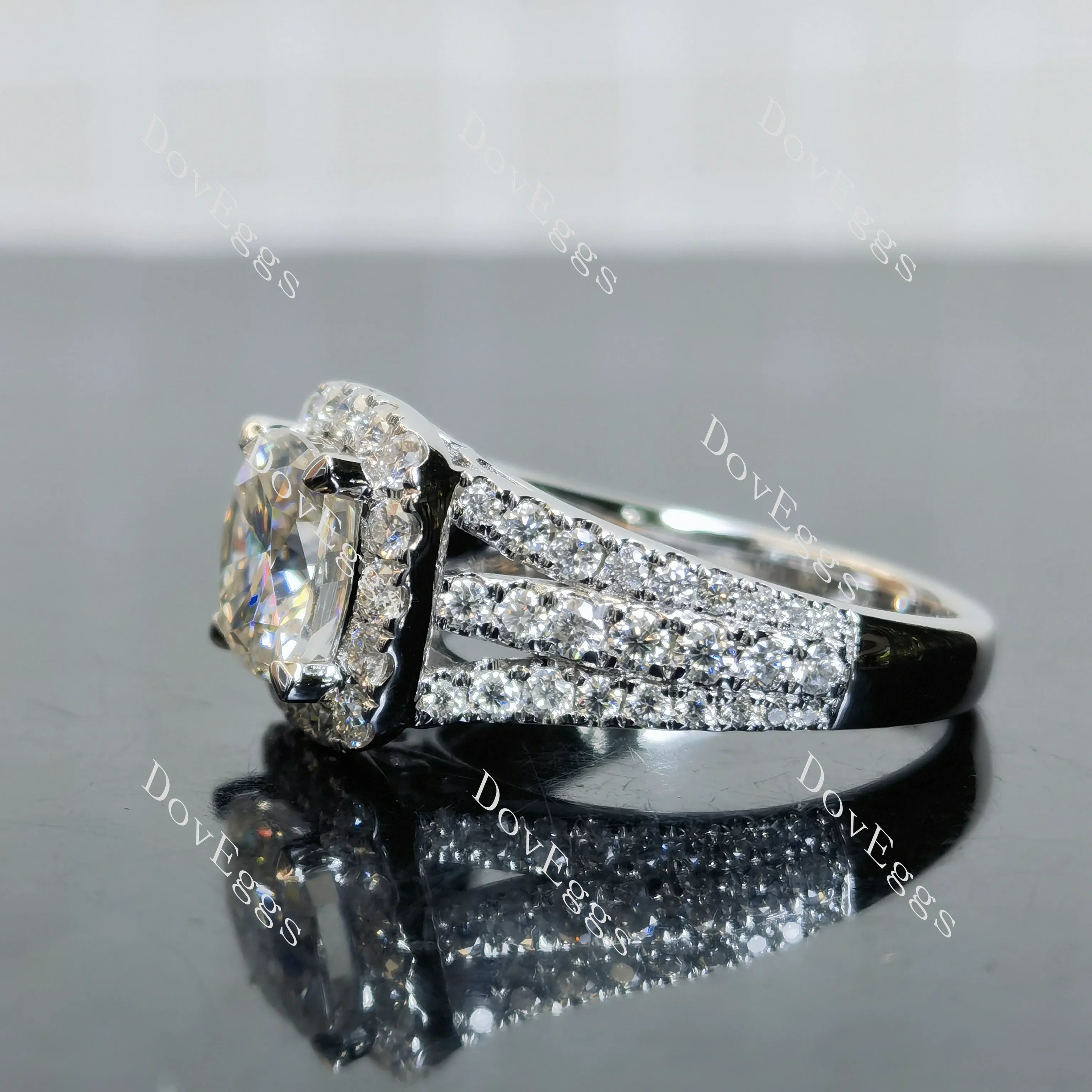 (size 7.75-8) Doveggs sterling silver 3ct cushion moissanite engagement ring