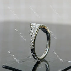 (size 5.5) Doveggs sterling silver round moissanite wedding band