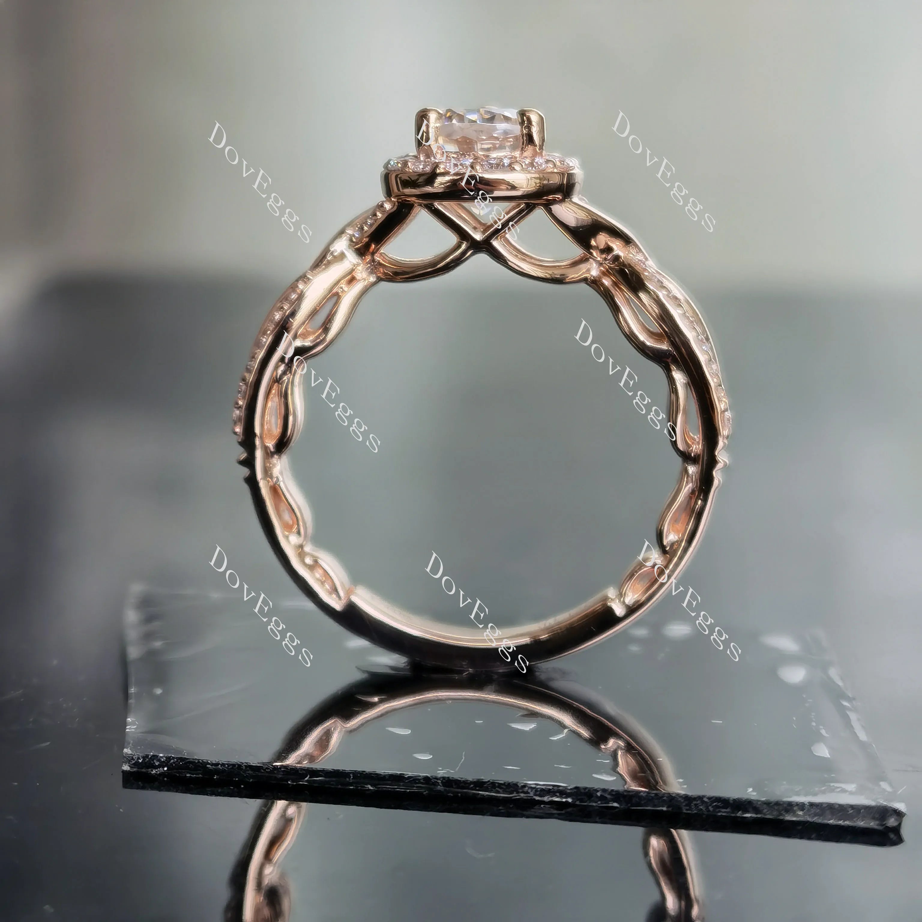 Doveggs pear halo moissanite bridal set (2 rings)