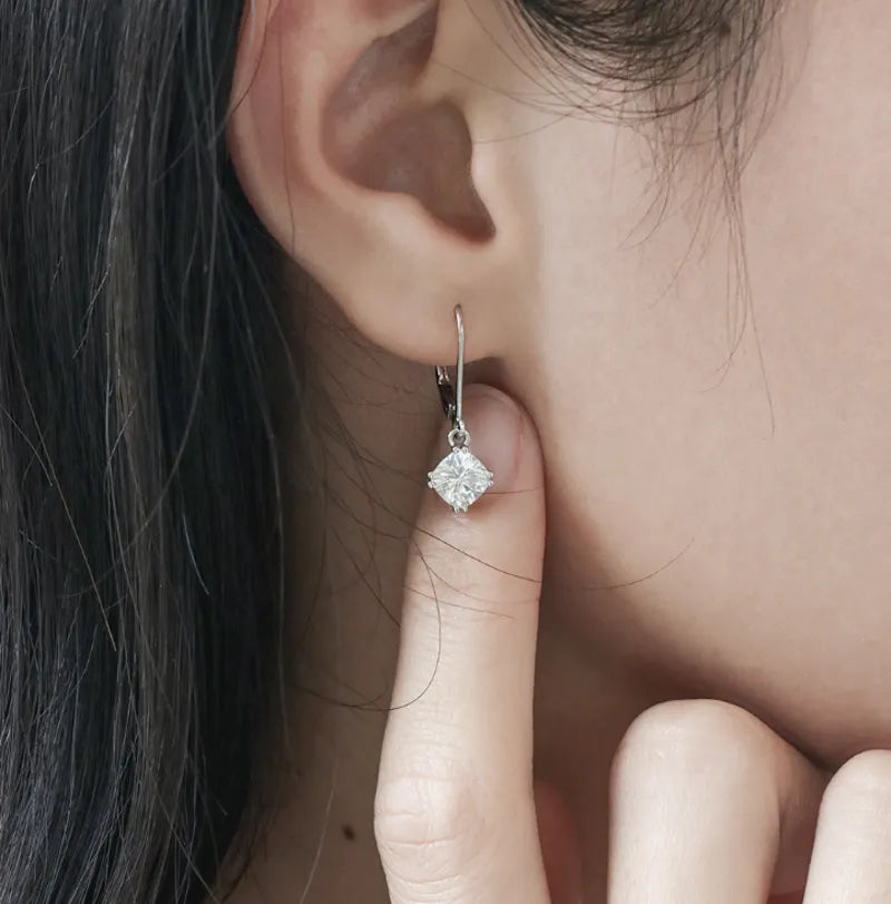 Doveggs square cushion moissanite hoop earrings for women