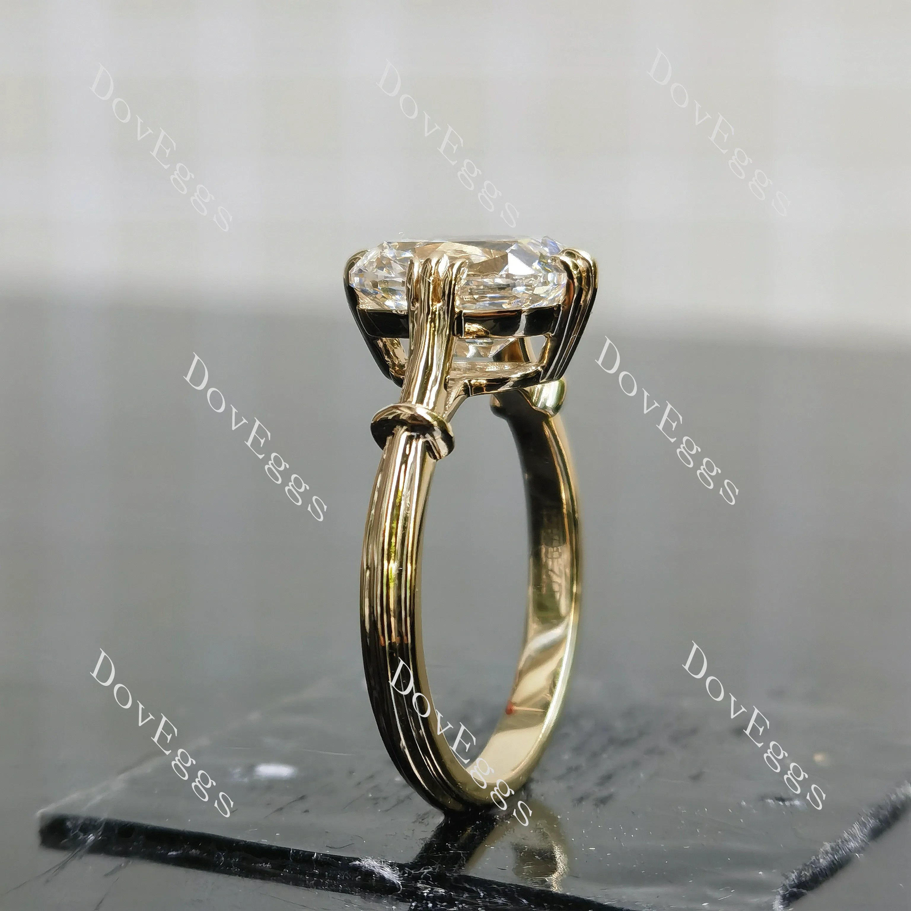 Cushion solitaire moissanite engagement ring| Doveggs