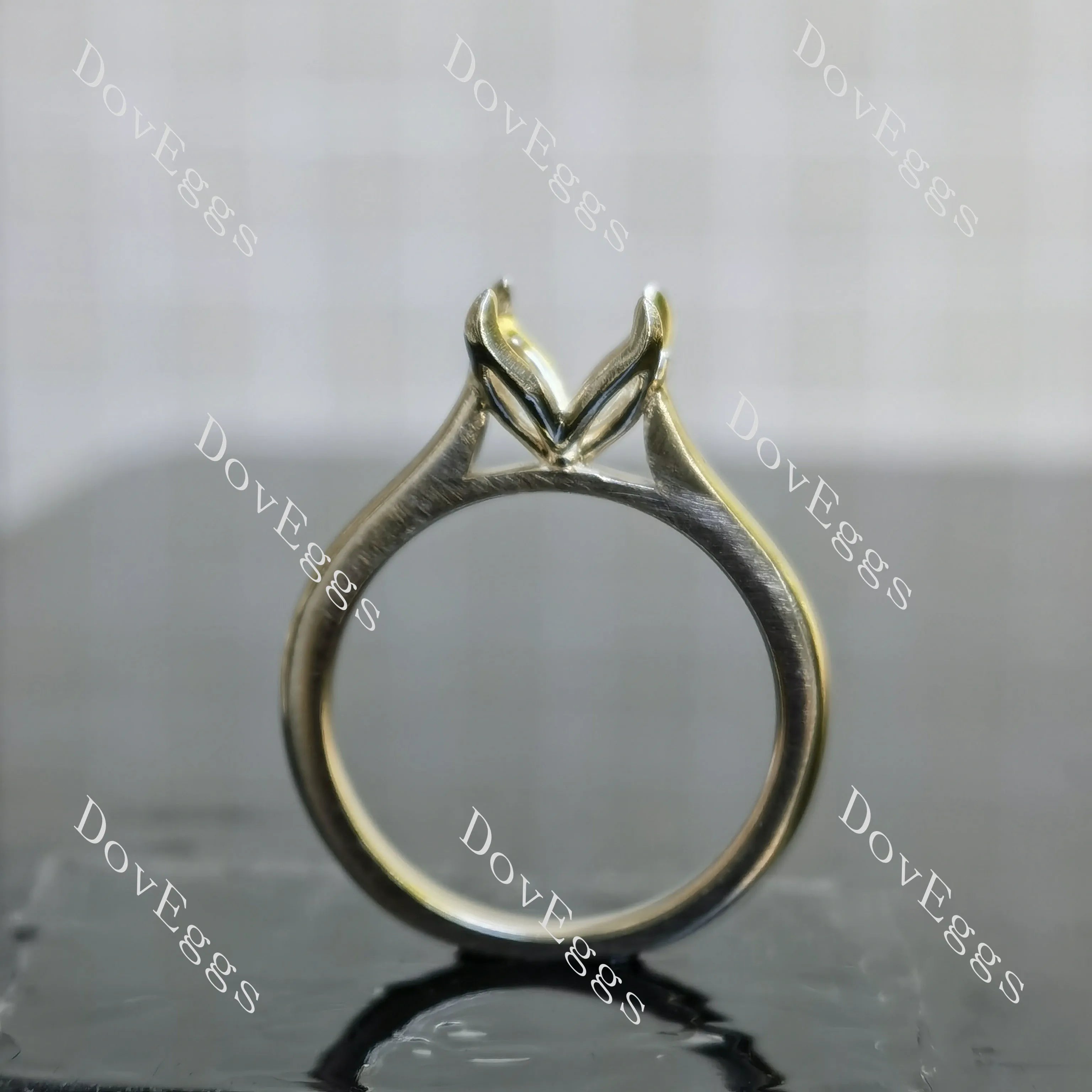 Doveggs solitaire engagement ring semi-mount only(Exclusively to DovEggs Stones)
