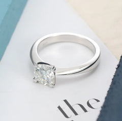 doveggs round solitaire moissanite engagement ring