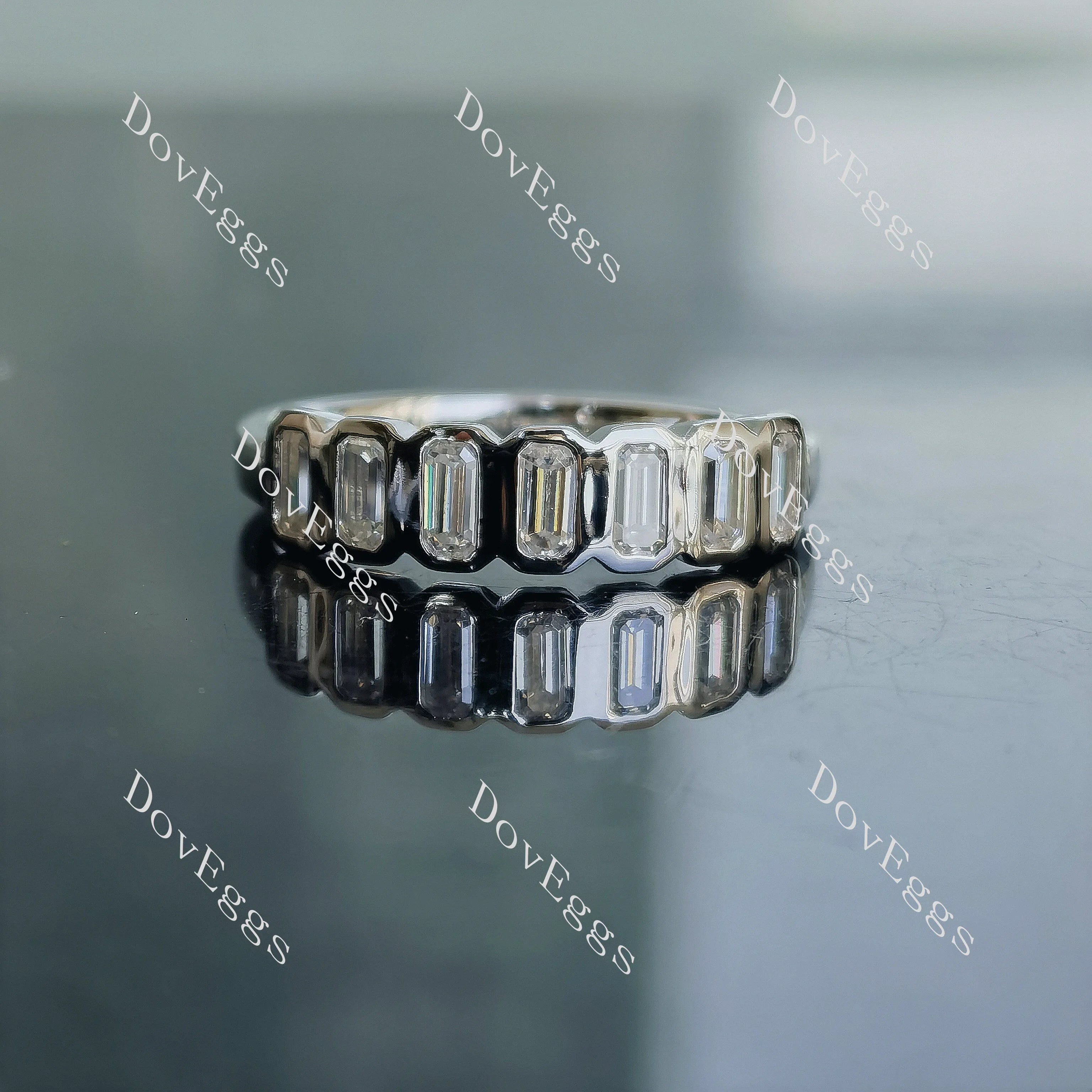 Doveggs emerald seven stones bezel moissanite/Lab grown diamond wedding band-2.5mm band width