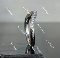 Doveggs round curved moissanite/lab grown diamond wedding band-2.2mm band width