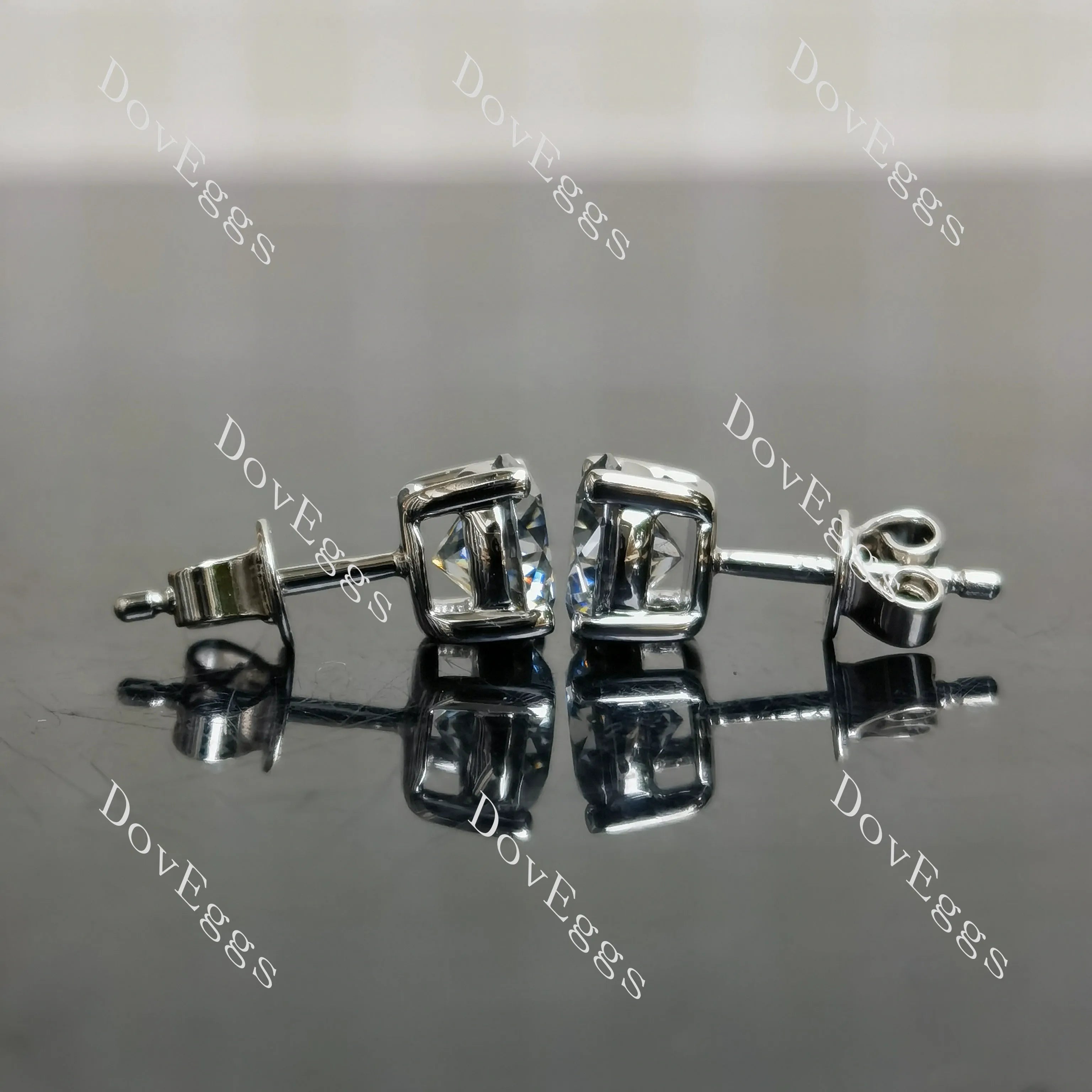 Doveggs 1ct/per round 2cttw Stardust Grey color sterling silver moissanite earrings