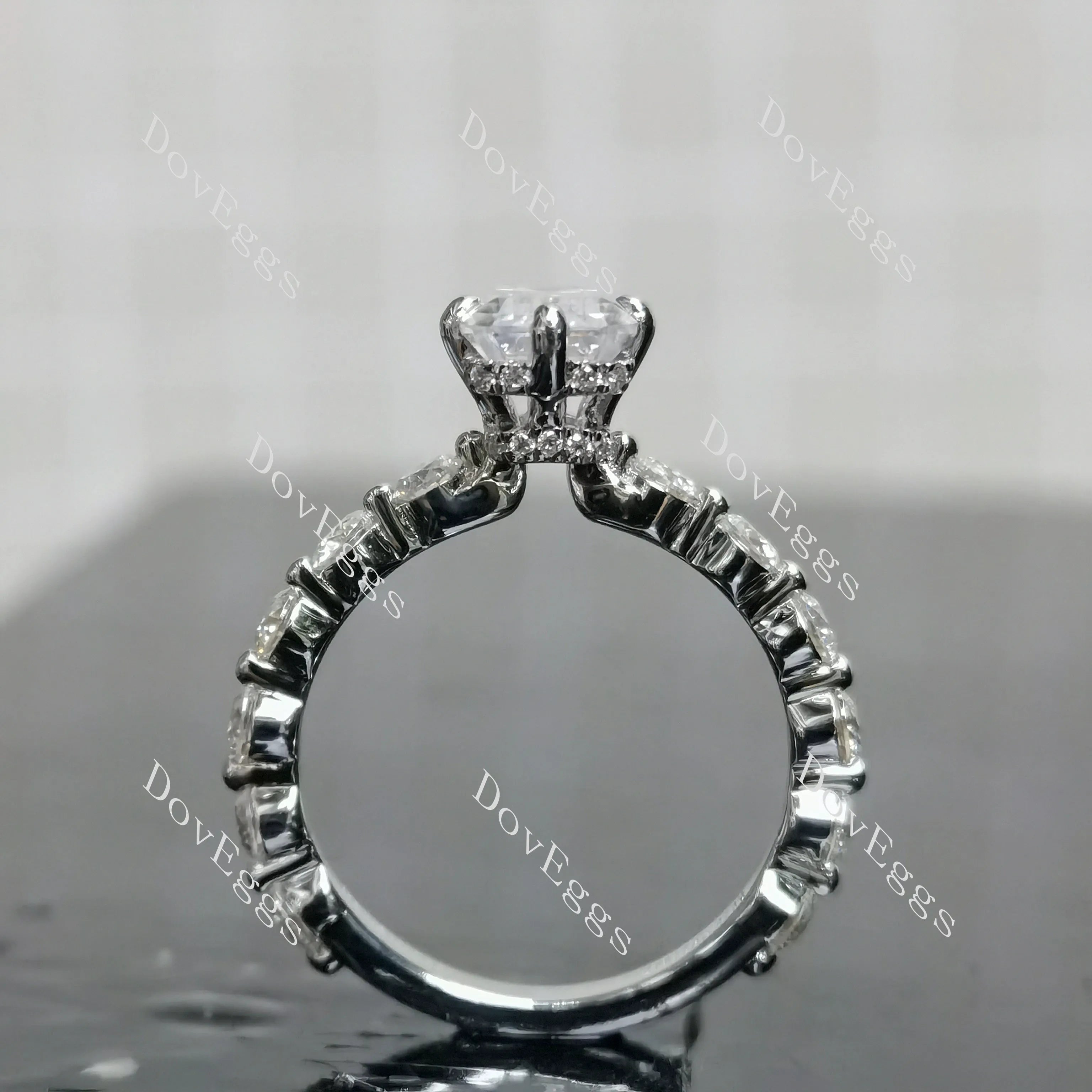 (size 6.5) Doveggs sterling silver 3ct elongated emerald moissanite engagement ring