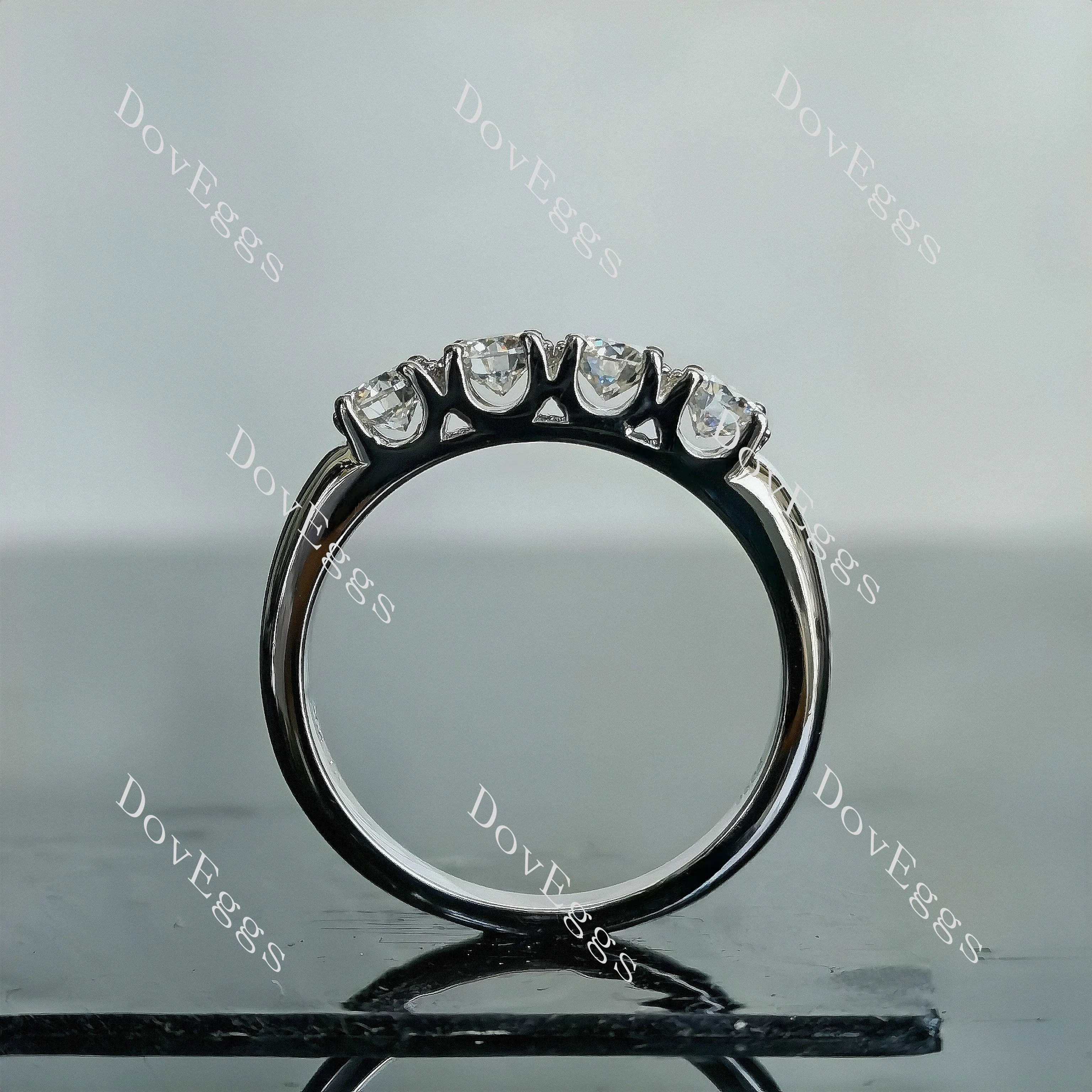 Doveggs round four stones pave moissanite/lab grown diamond wedding band-2.9mm band width