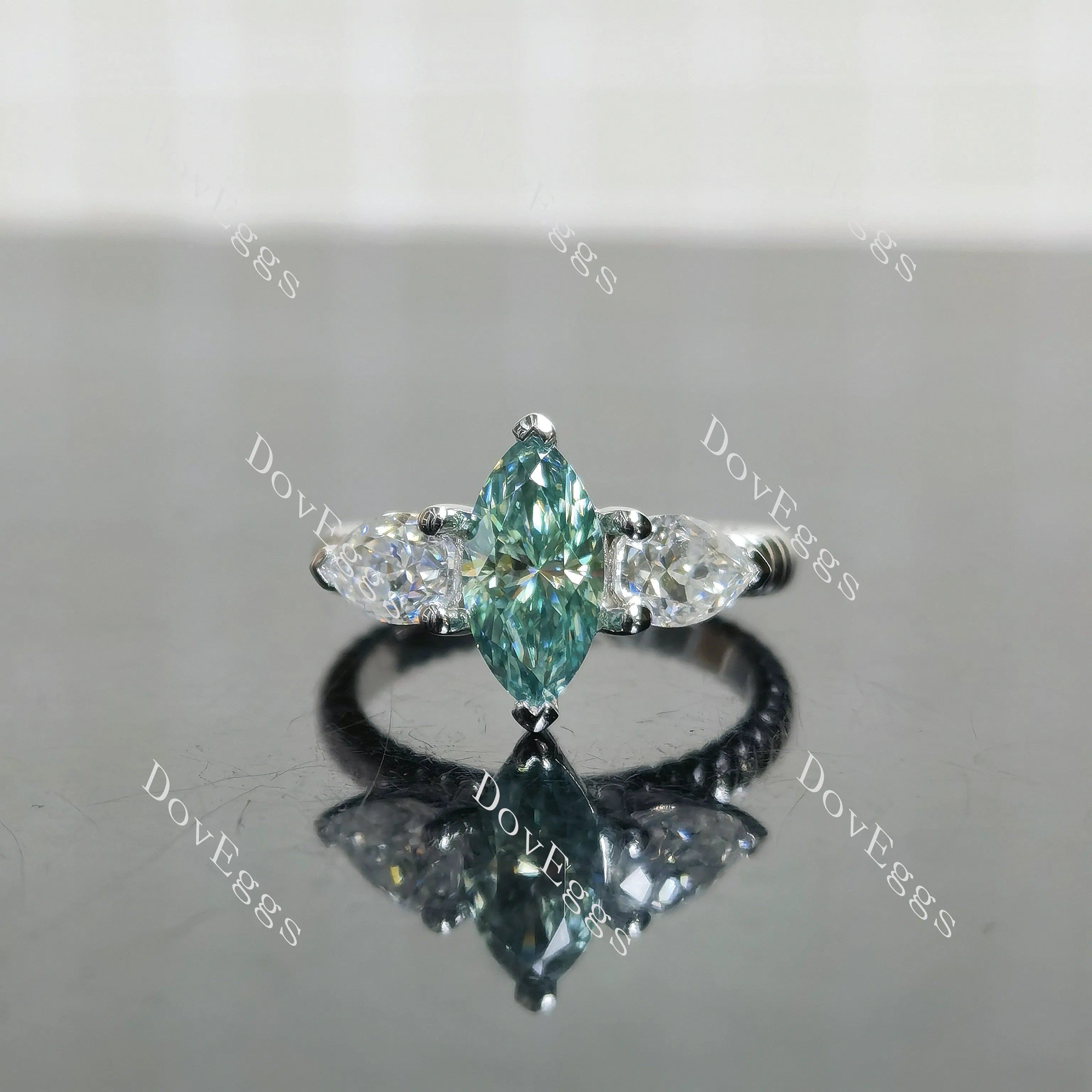 (size 4.75) Doveggs sterling silver 1ct marquise colored moissanite engagement ring