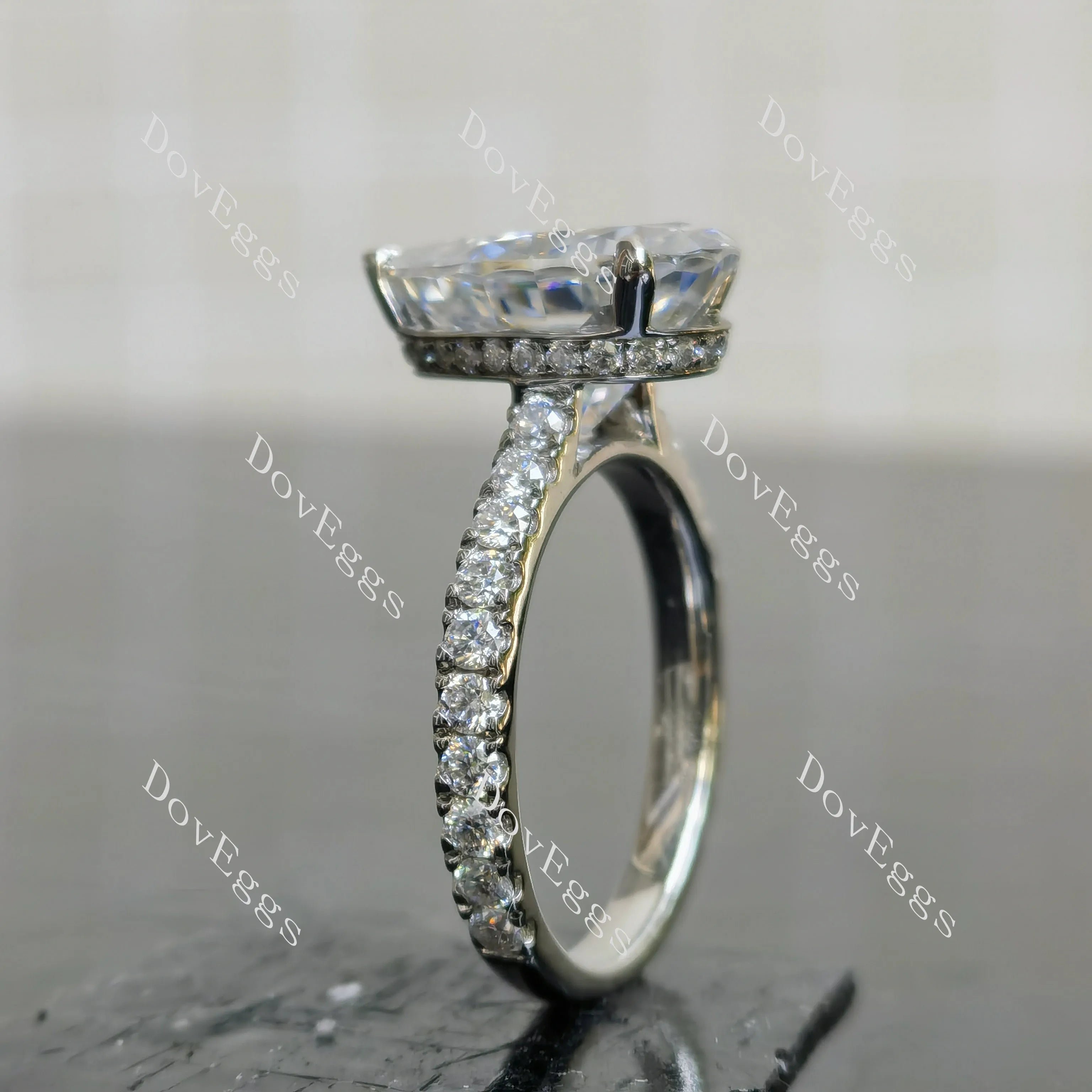 (size 7) Doveggs sterling silver 6ct pear moissanite engagement ring