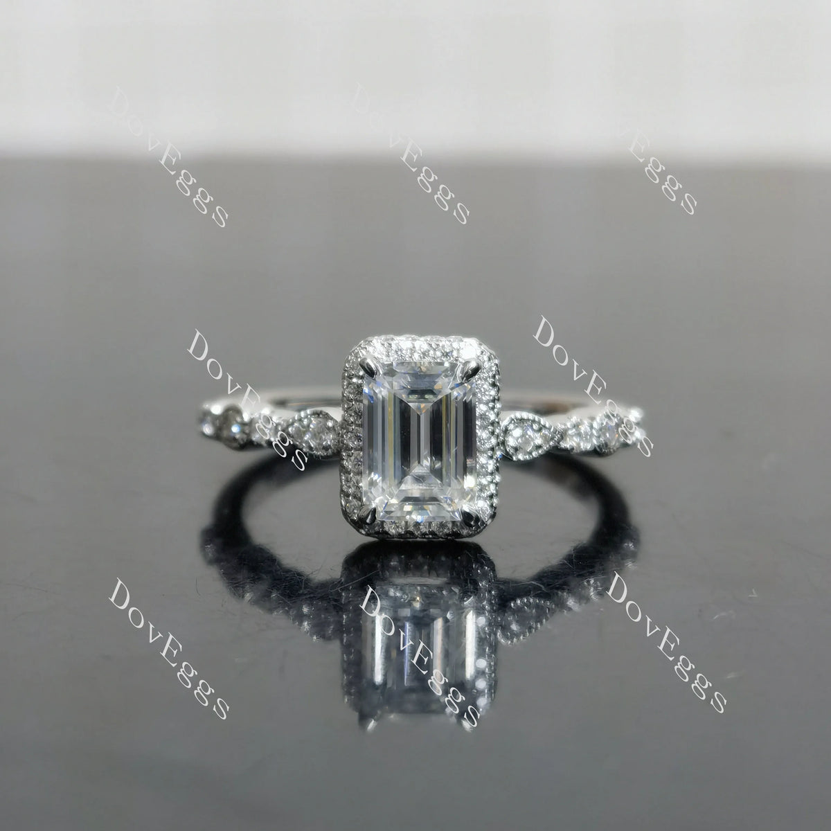 (size 6.75) Doveggs sterling silver 1ct emerald moissanite engagement ring