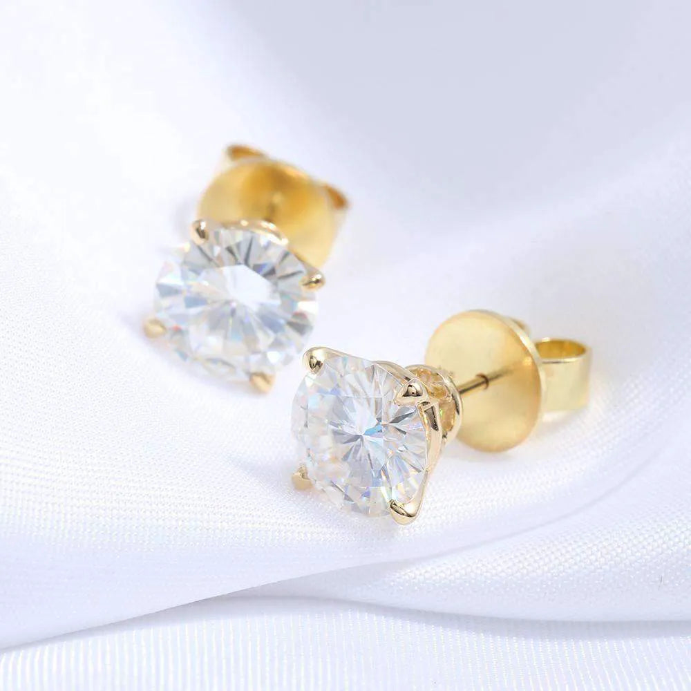Doveggs round cut moissanite stud earrings for women