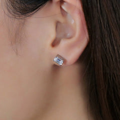 Doveggs vintage solitaire emerald moissanite stud earrings for women