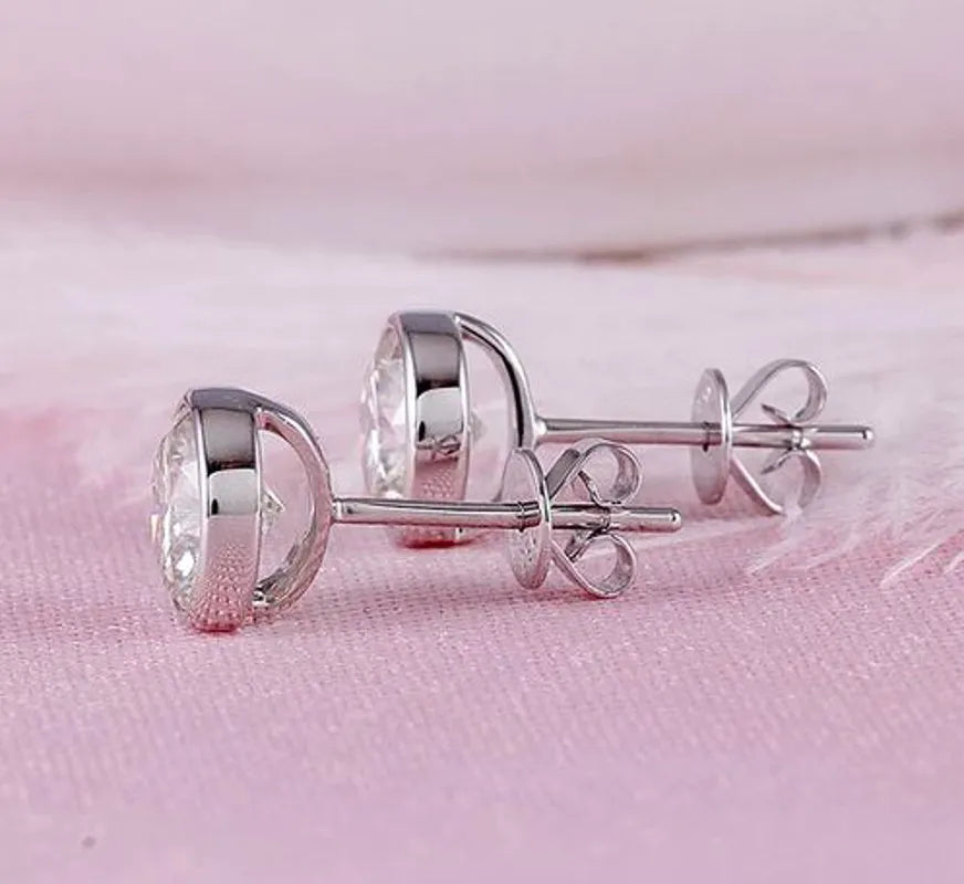 Doveggs bezel setting moissanite push back stud earrings