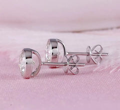 Doveggs bezel setting moissanite push back stud earrings