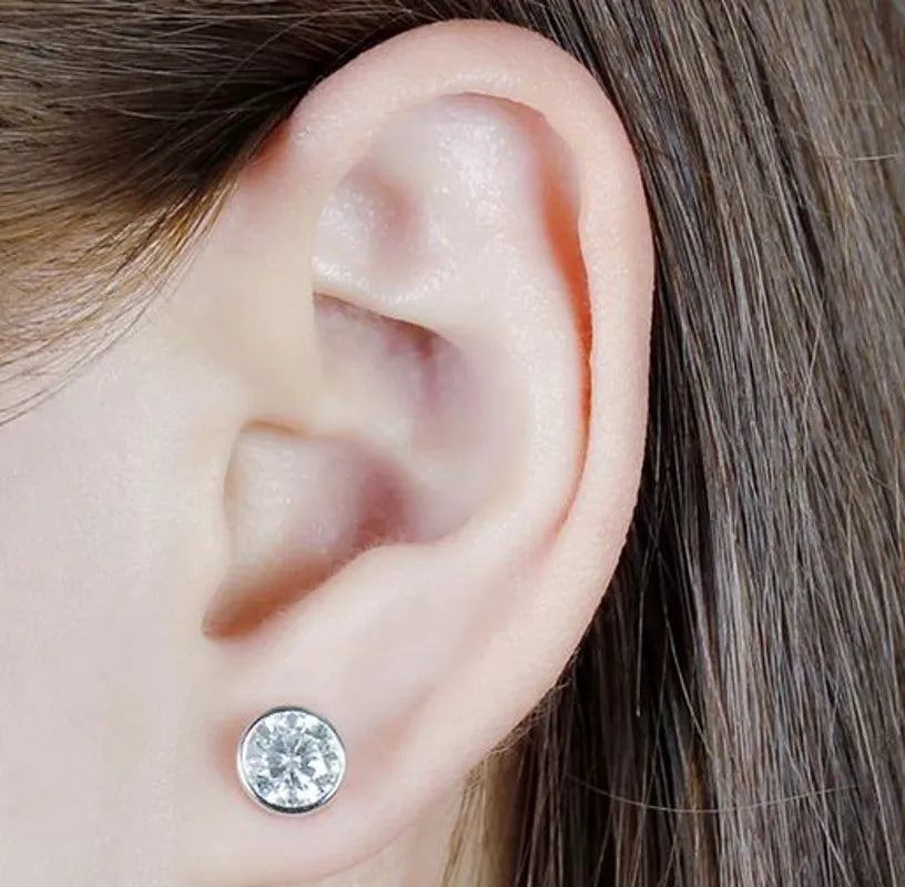 Doveggs bezel setting moissanite push back stud earrings