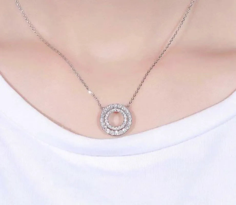 Doveggs round moissanite/lab grown diamond pendant necklace for women