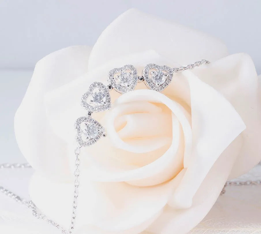 Doveggs round heart shape moissanite pendant necklace for women