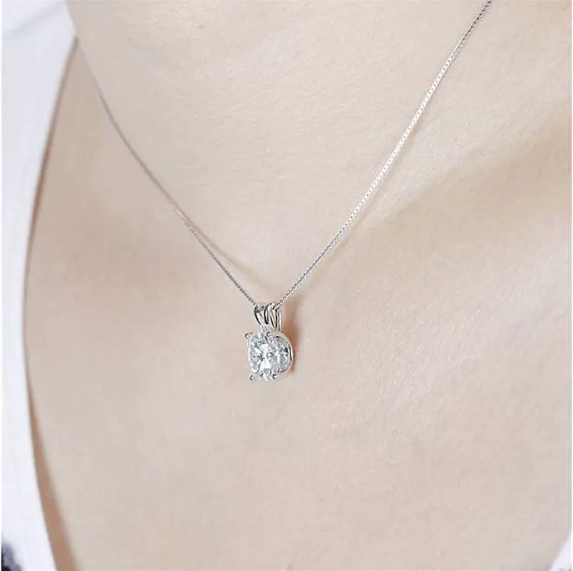 Doveggs cushion moissanite pendant necklace (pendant only)