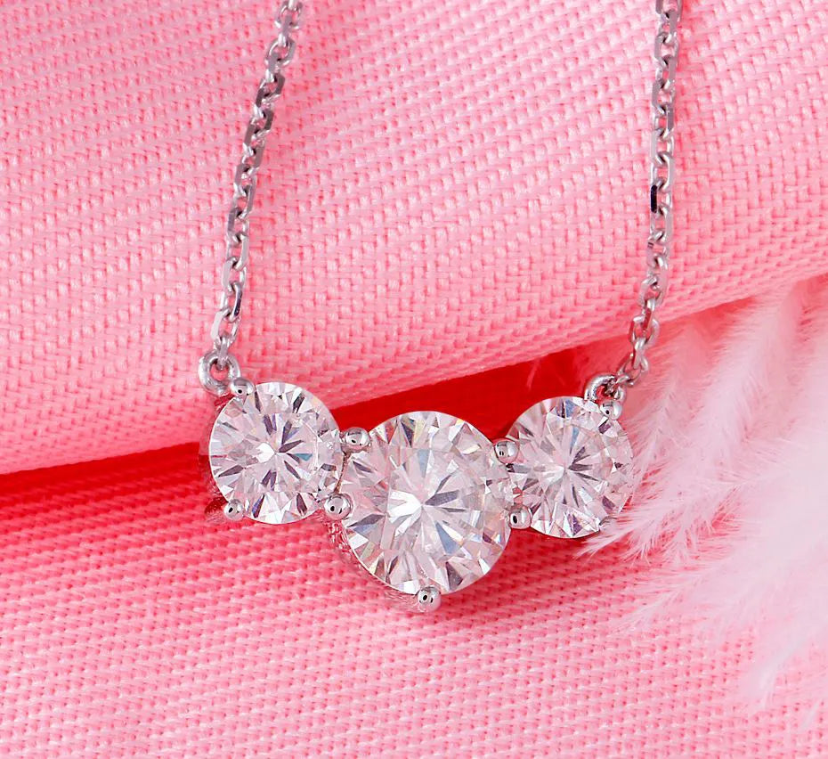 Doveggs 2 carat three stone moissanite pendant necklace for women