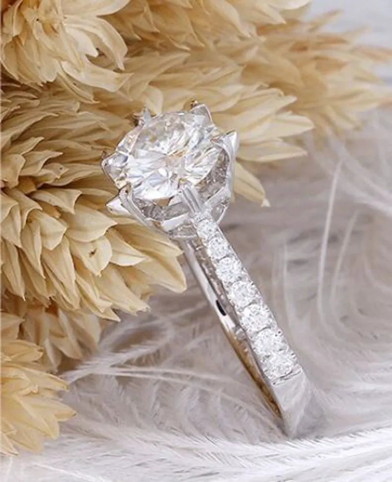 doveggs round 1 carat 18k white gold EF color moissanite engagement ring