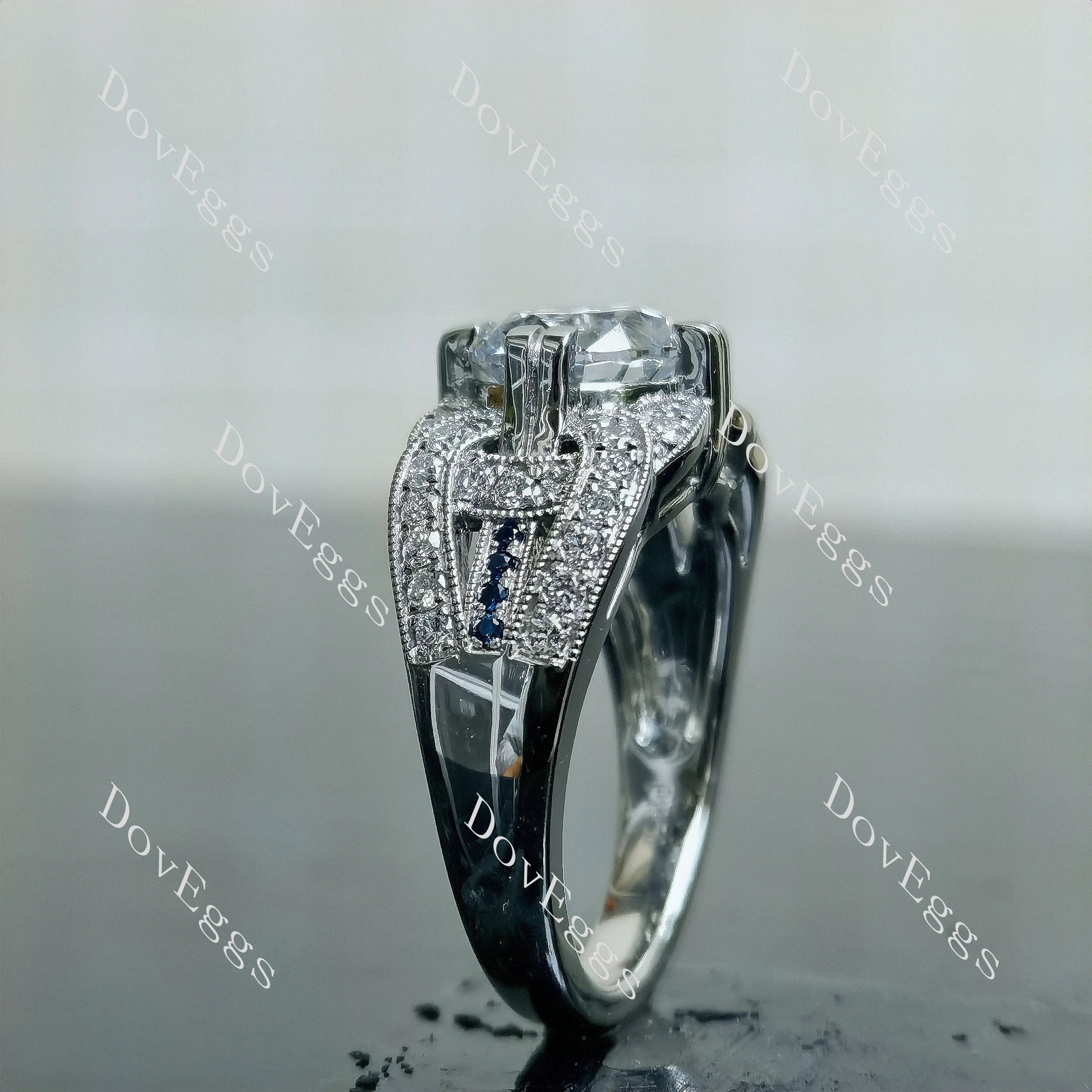 Doveggs Correen Rround Vintage Split Shank Lab Grown Diamond Engagement Ring