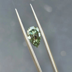 3.09ct Pear Modified Brilliant Cut Lab Diamond – Fancy Vivid Green Color VVS2 | Doveggs Certified