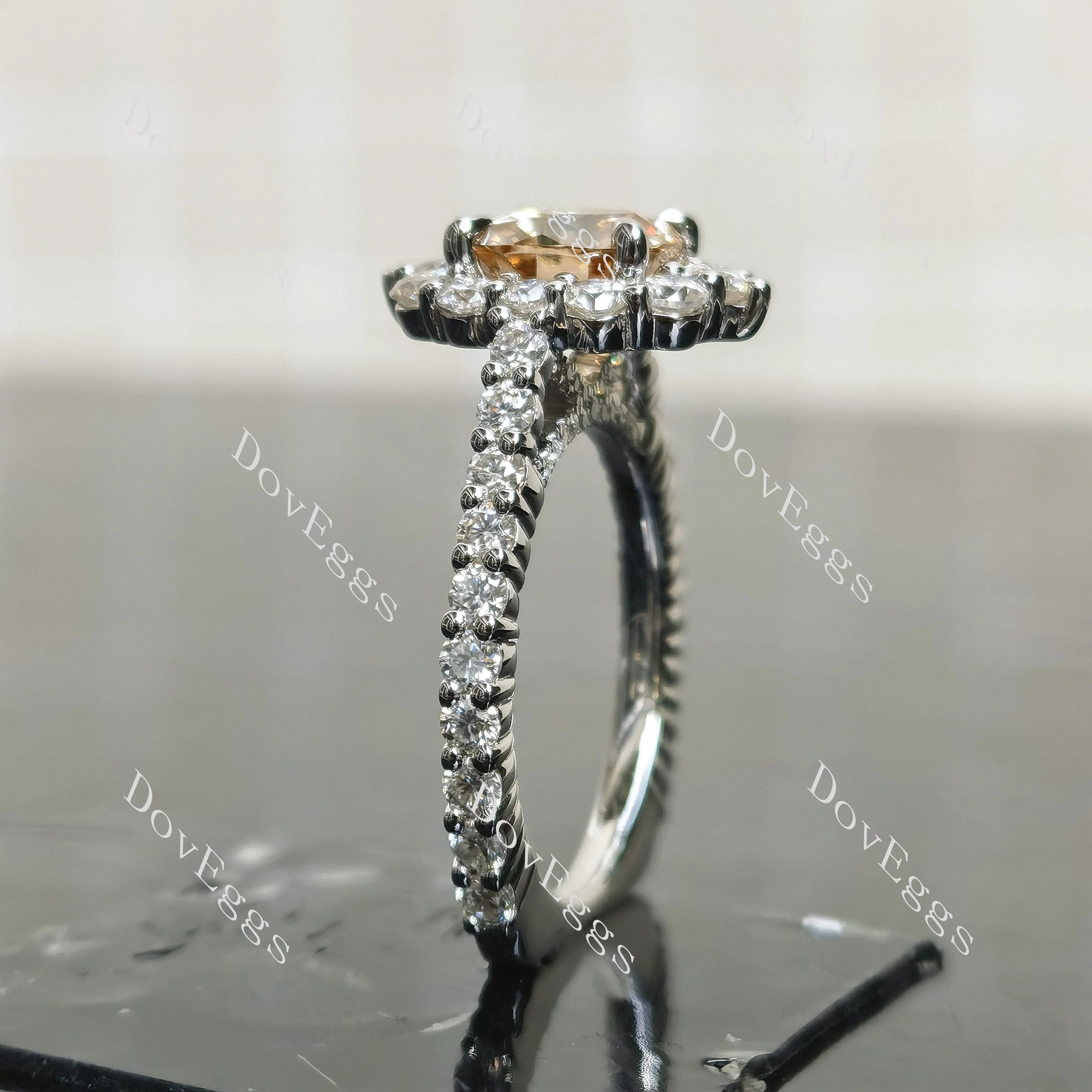 (size 7) Doveggs sterling silver cushion moissanite ring