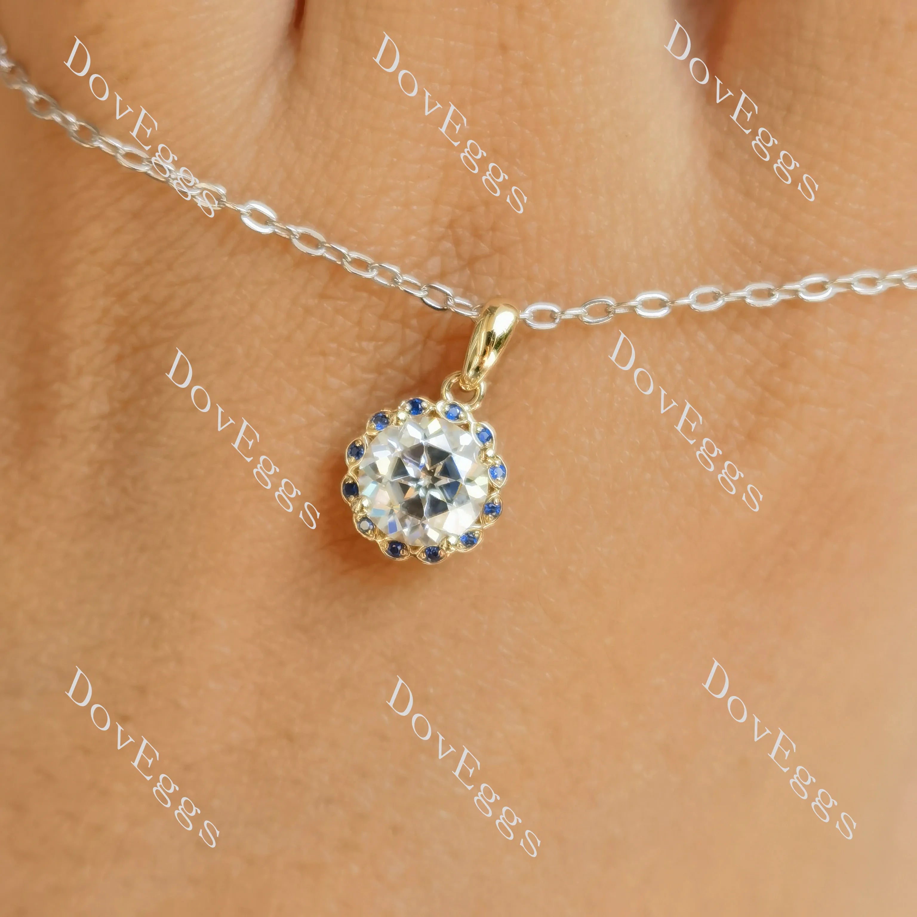 Doveggs round art deco moissanite pendant necklace (pendant only)
