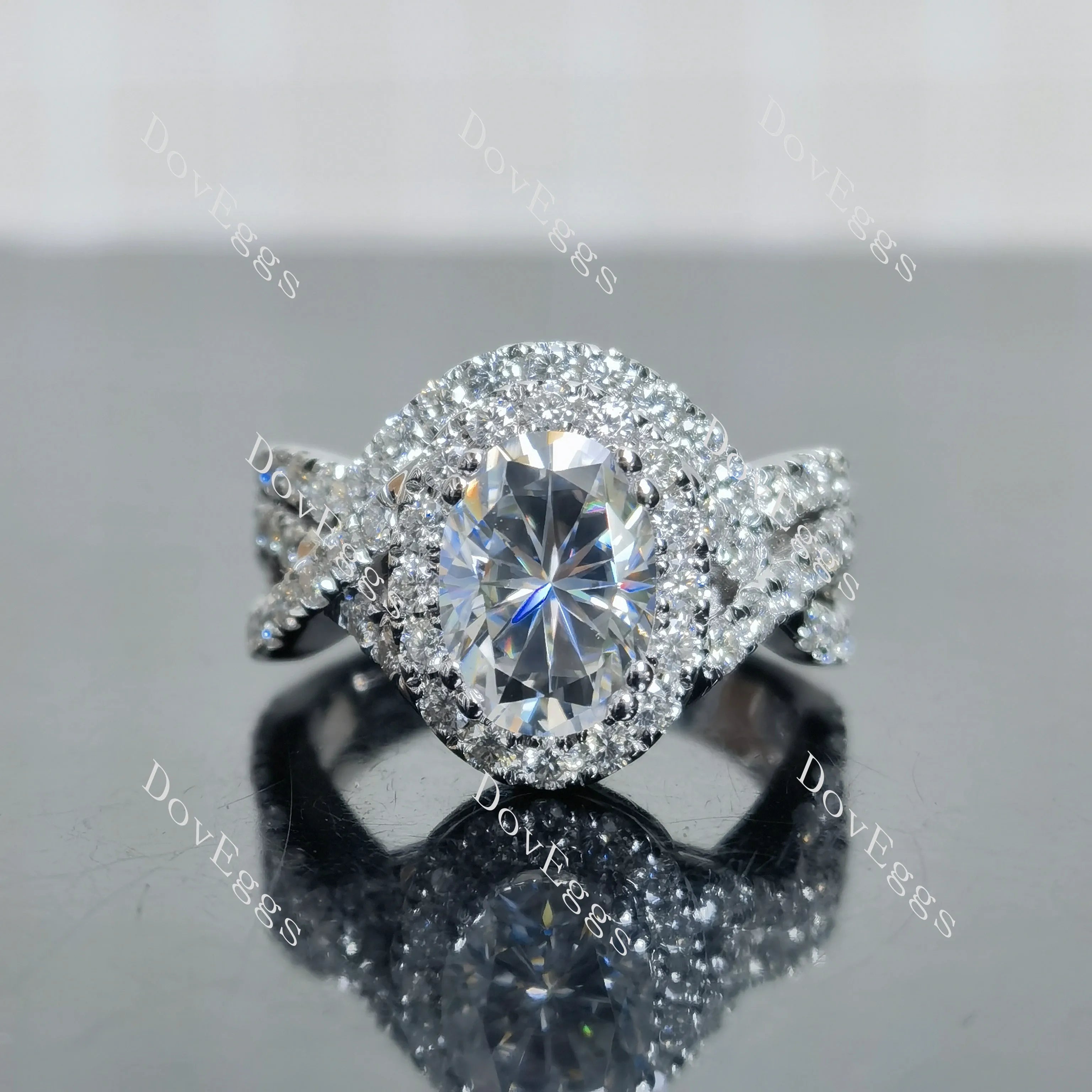 (size 7.5) Doveggs sterling silver 2.8ct Oval moissanite engagement ring