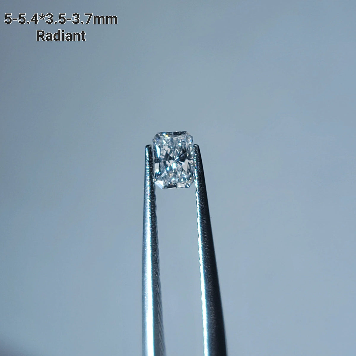 Doveggs 5-5.4*3.5-3.7mm radiant lab diamond accents