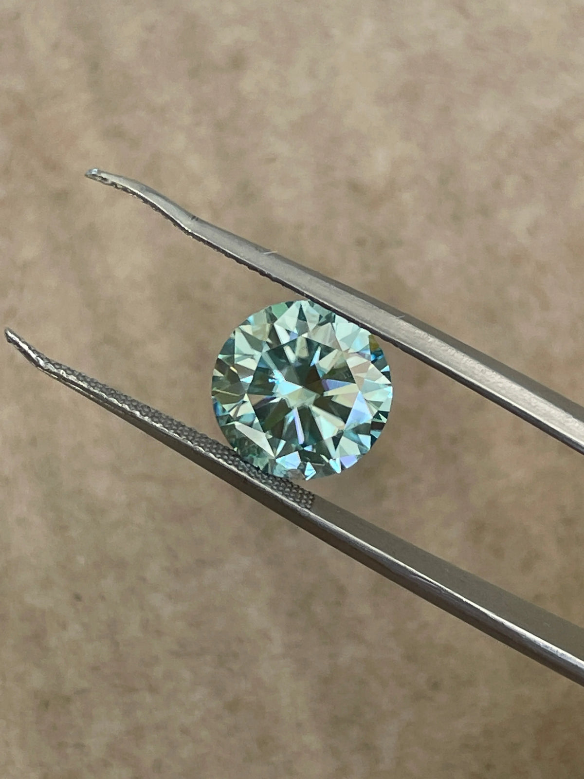 Doveggs round 3ct accident color bluish Green moissanite loose stone
