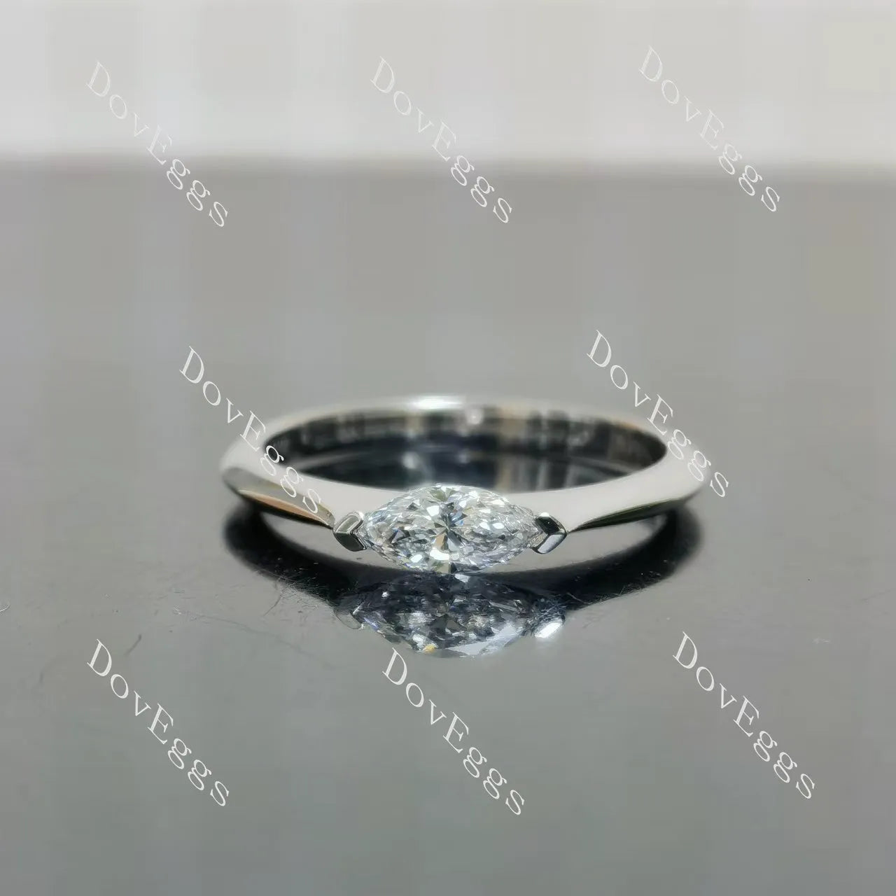 Doveggs solitaire engagement ring only semi-mount only(Exclusively to DovEggs Stones)