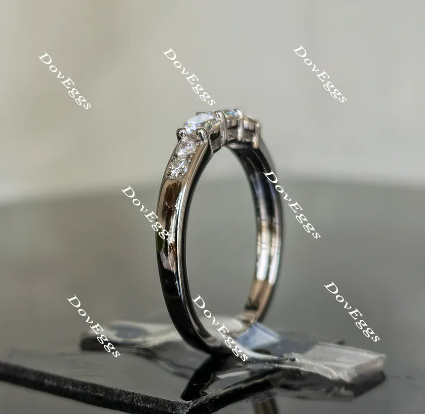 Doveggs round three stone moissanite/lab grown diamond wedding band-2mm band width