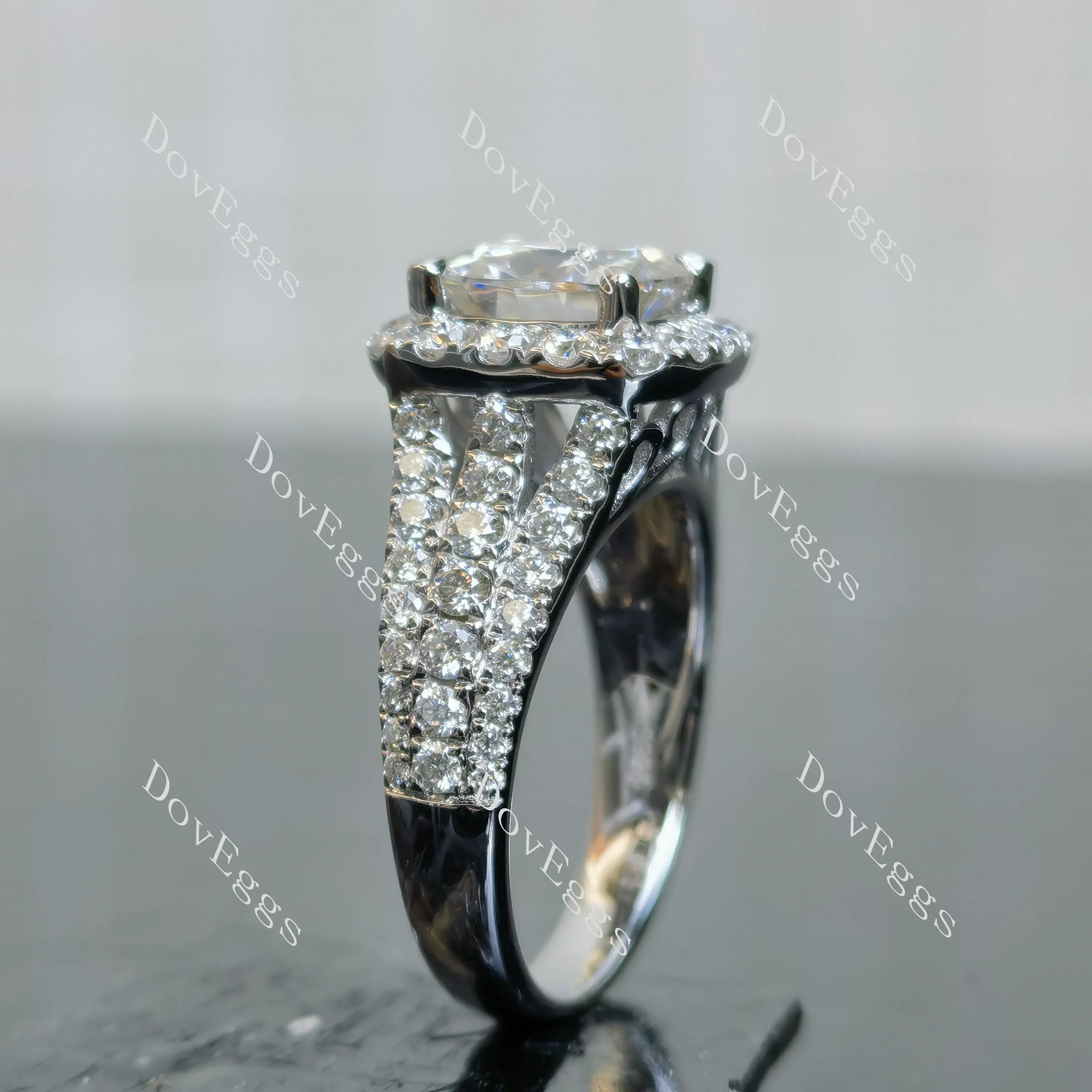 (size 7.75-8) Doveggs sterling silver 3ct cushion moissanite engagement ring