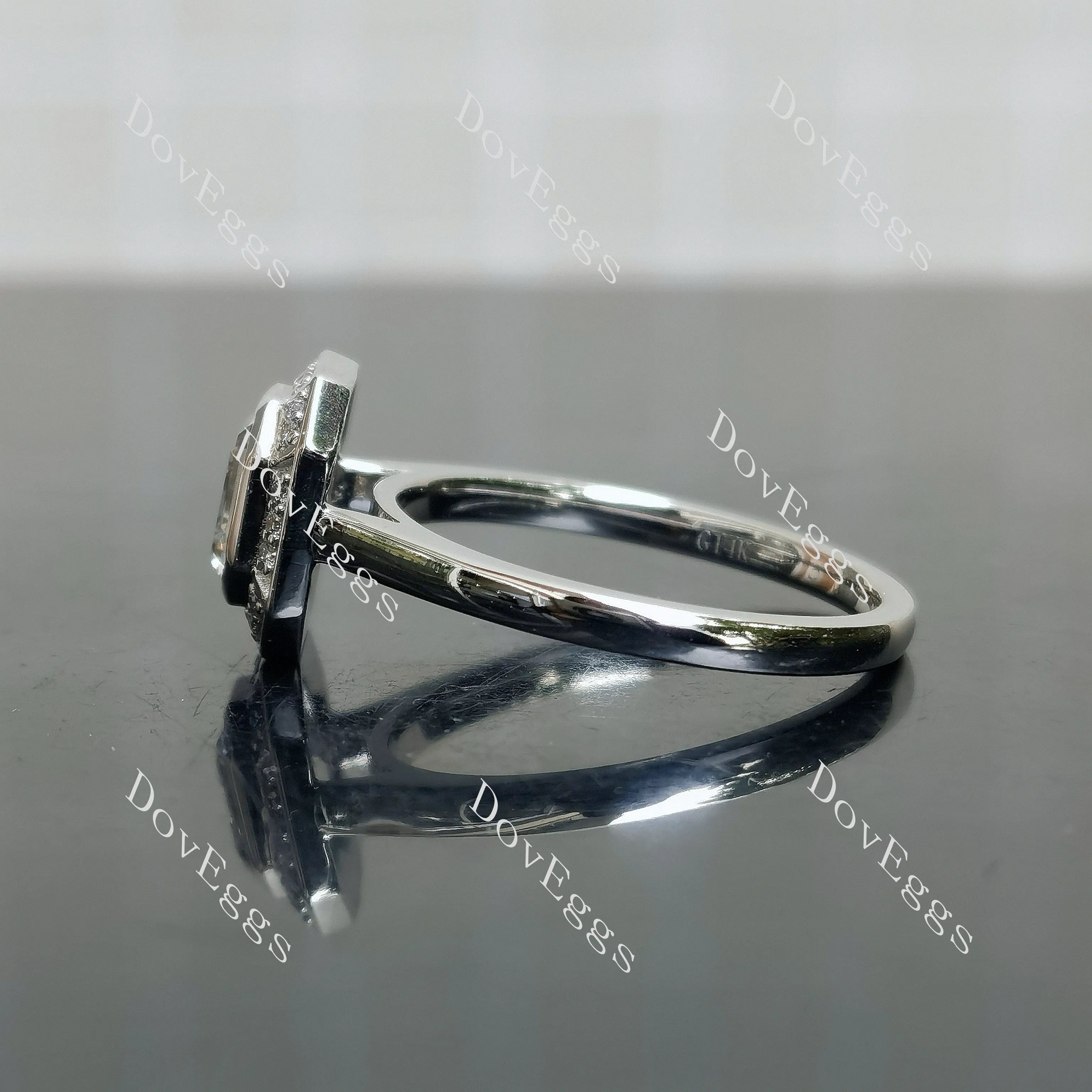 Doveggs Asscher Halo Bezel Lab Grown Diamond Engagement Ring