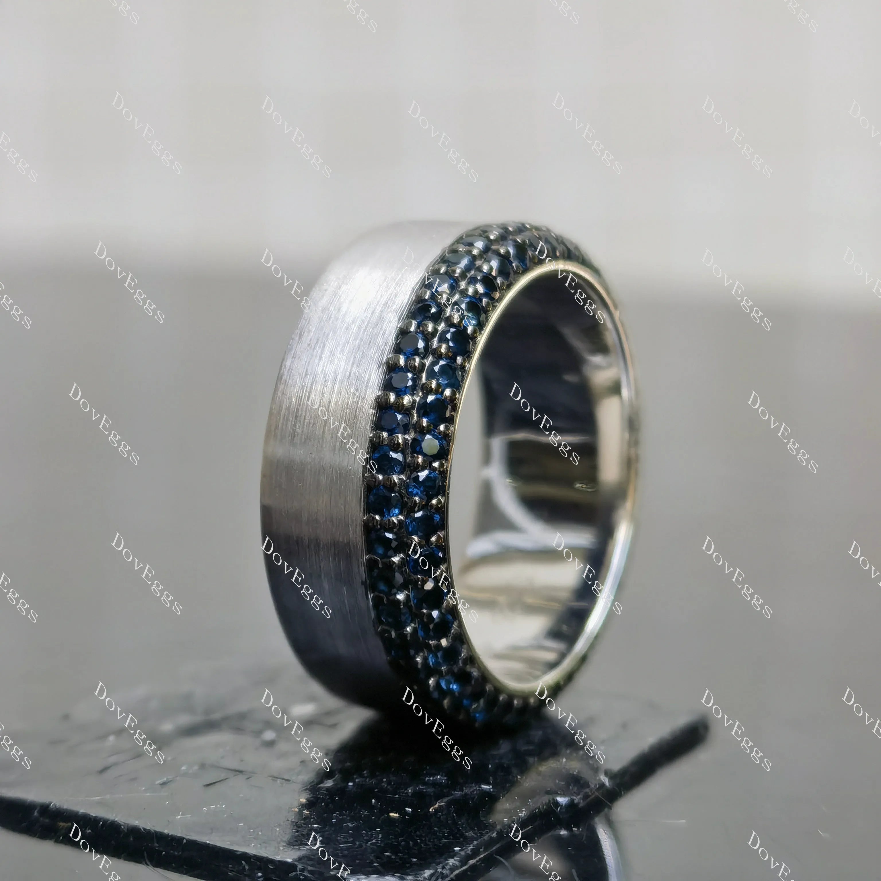 (size 7.5-7.75) Doveggs 1.56ctw blue sapphire sterling silver wedding band
