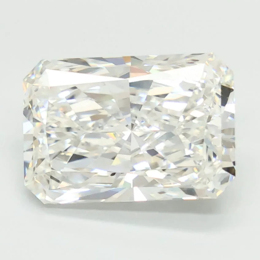 DovEggs 4.090ct Radiant E IF-LAB GROWN DIAMOND-LLA245A6