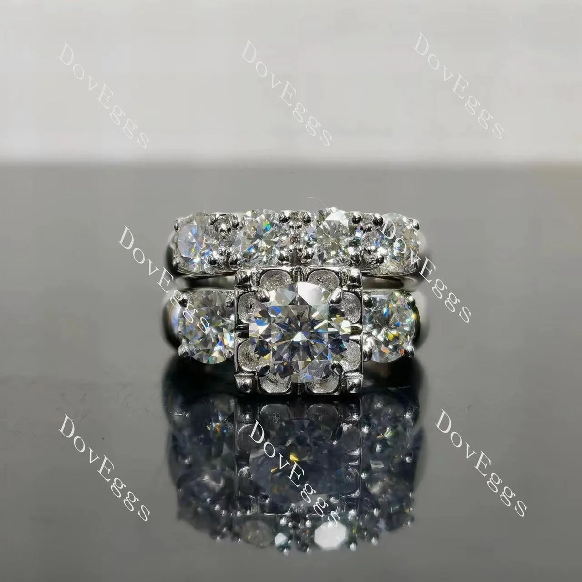 (size 4.25) Doveggs sterling silver 1ct round moissanite bridal set(2rings)