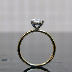 Semi mount for 2.75ct oval Stone