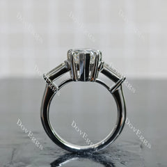 (size 6.25) Doveggs sterling silver 5ct pear moissanite ring
