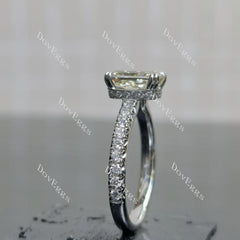 (size 7.75) Doveggs 10k white gold 2.69ct radiant Very Good lab grown diamond ring