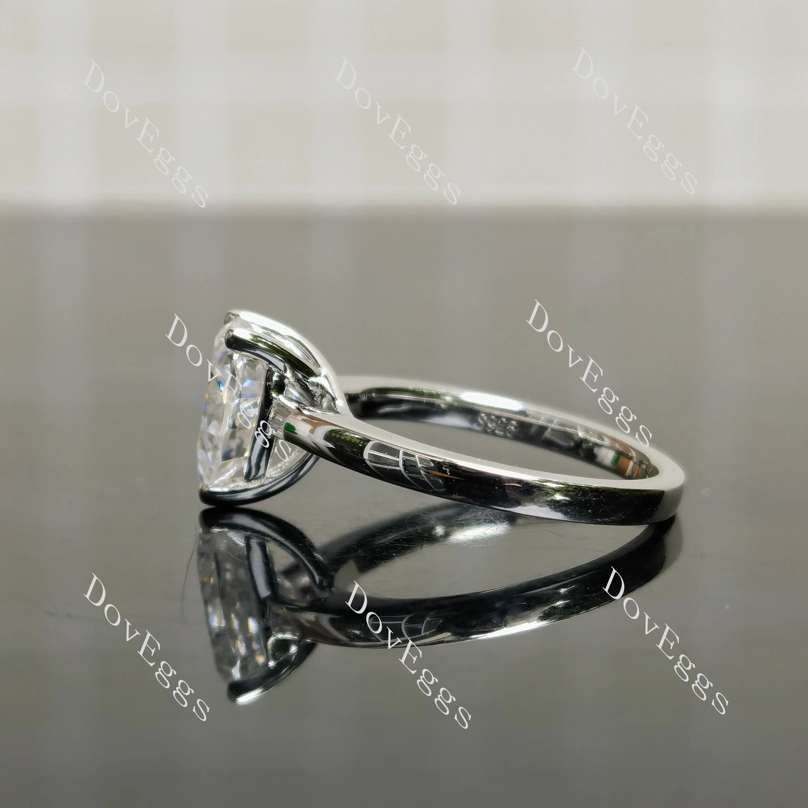(size 5.75) Doveggs sterling silver 2ct pear DEF color moissanite engagement ring