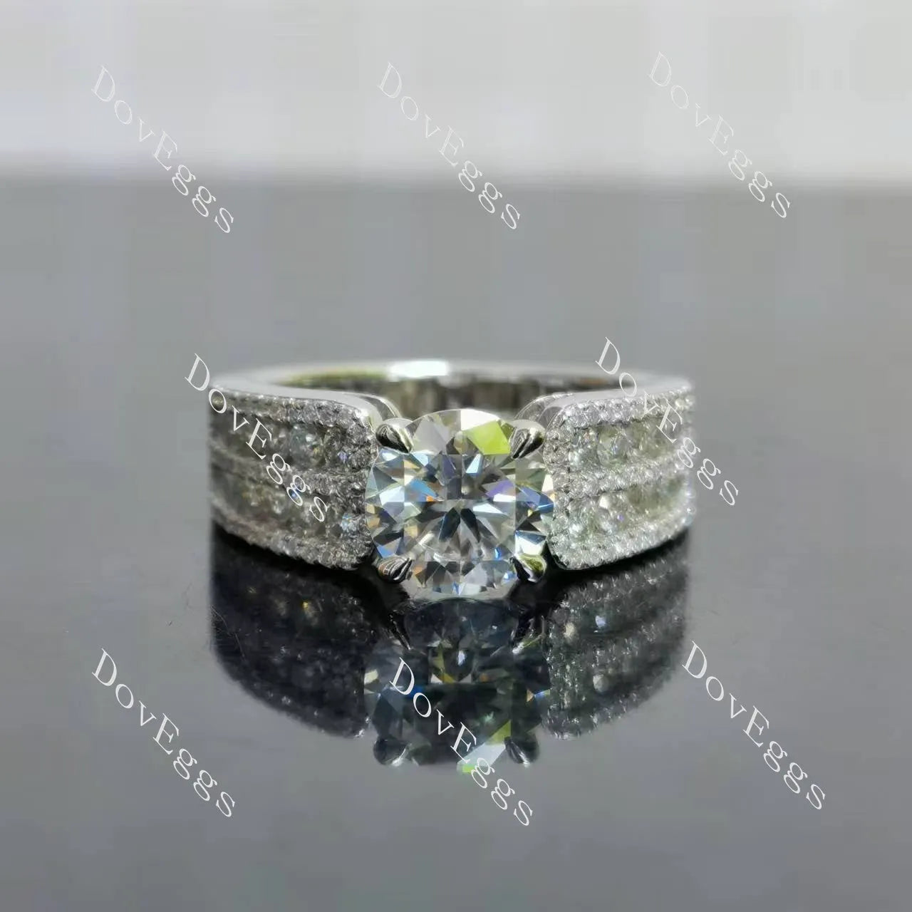 (size 6.25) Doveggs sterling silver 1.5ct round moissanite ring
