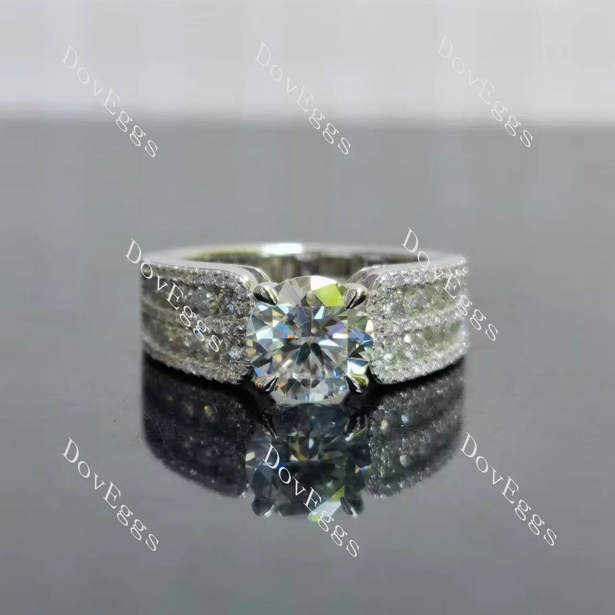 (size 6.25) Doveggs sterling silver 1.5ct round moissanite ring