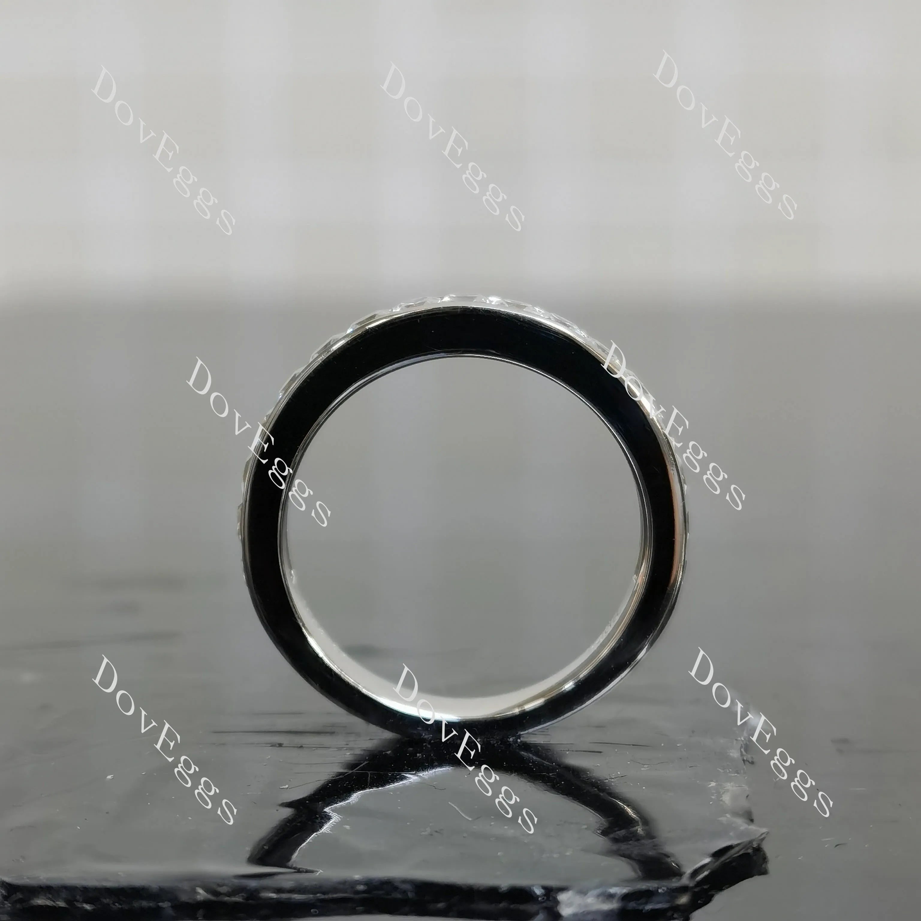 (size 3.5) Doveggs sterling silver princess moissanite wedding band